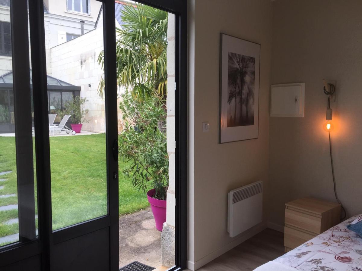 Chambre Dans Dependance Maison De Ville + Abri Velos Сомюр Экстерьер фото
