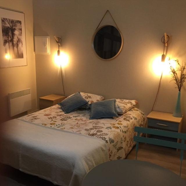 Chambre Dans Dependance Maison De Ville + Abri Velos Сомюр Экстерьер фото